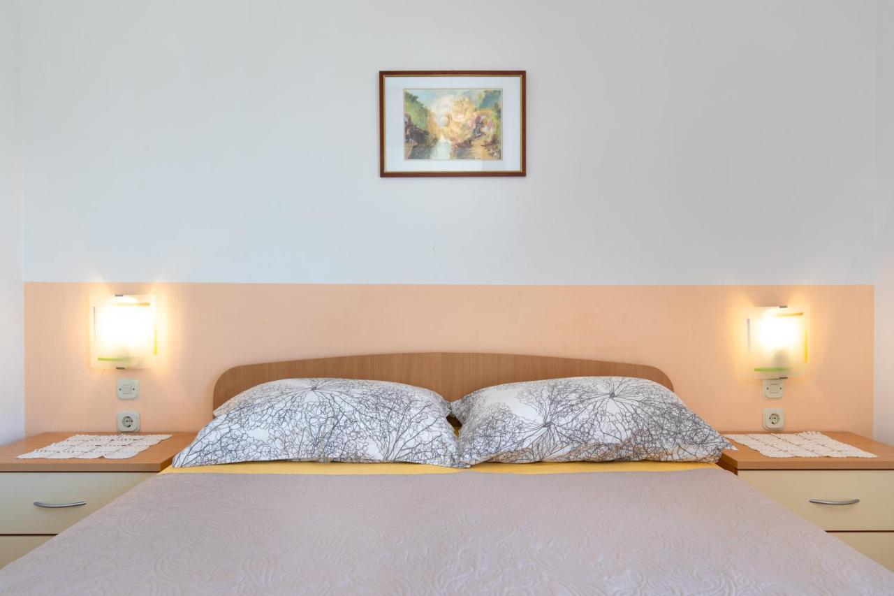 Adria-Holiday House With A Private Pool In Krk Kornić 외부 사진