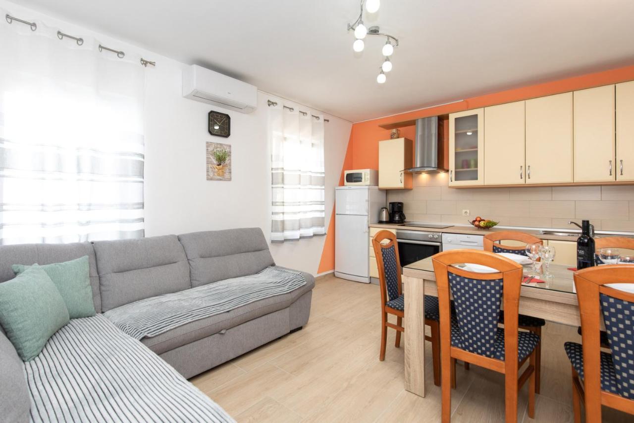 Adria-Holiday House With A Private Pool In Krk Kornić 외부 사진