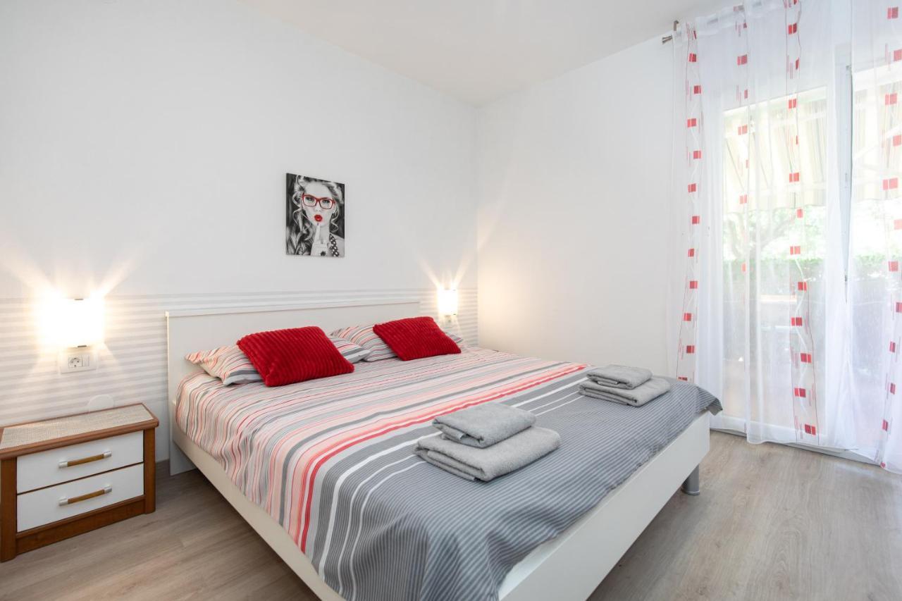 Adria-Holiday House With A Private Pool In Krk Kornić 외부 사진