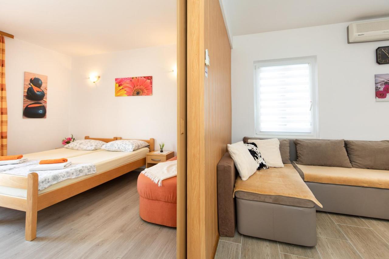Adria-Holiday House With A Private Pool In Krk Kornić 외부 사진