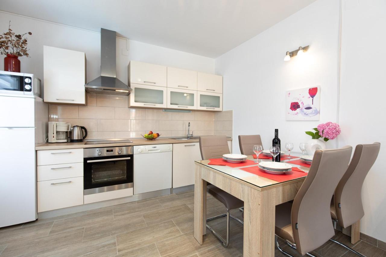 Adria-Holiday House With A Private Pool In Krk Kornić 외부 사진